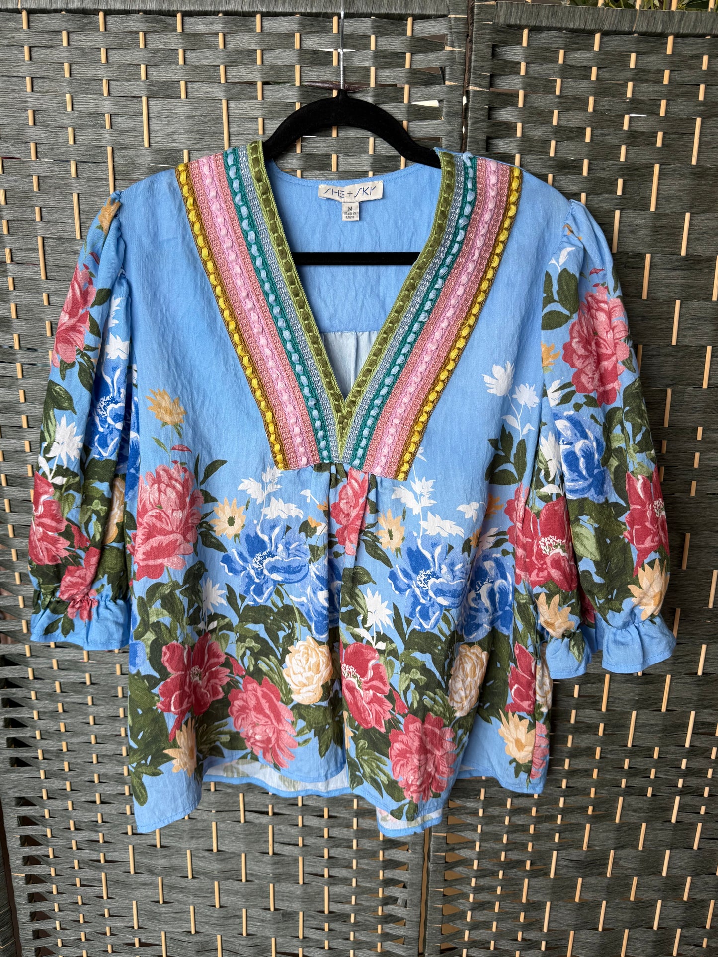 MED. SHESKY FLORAL TOP