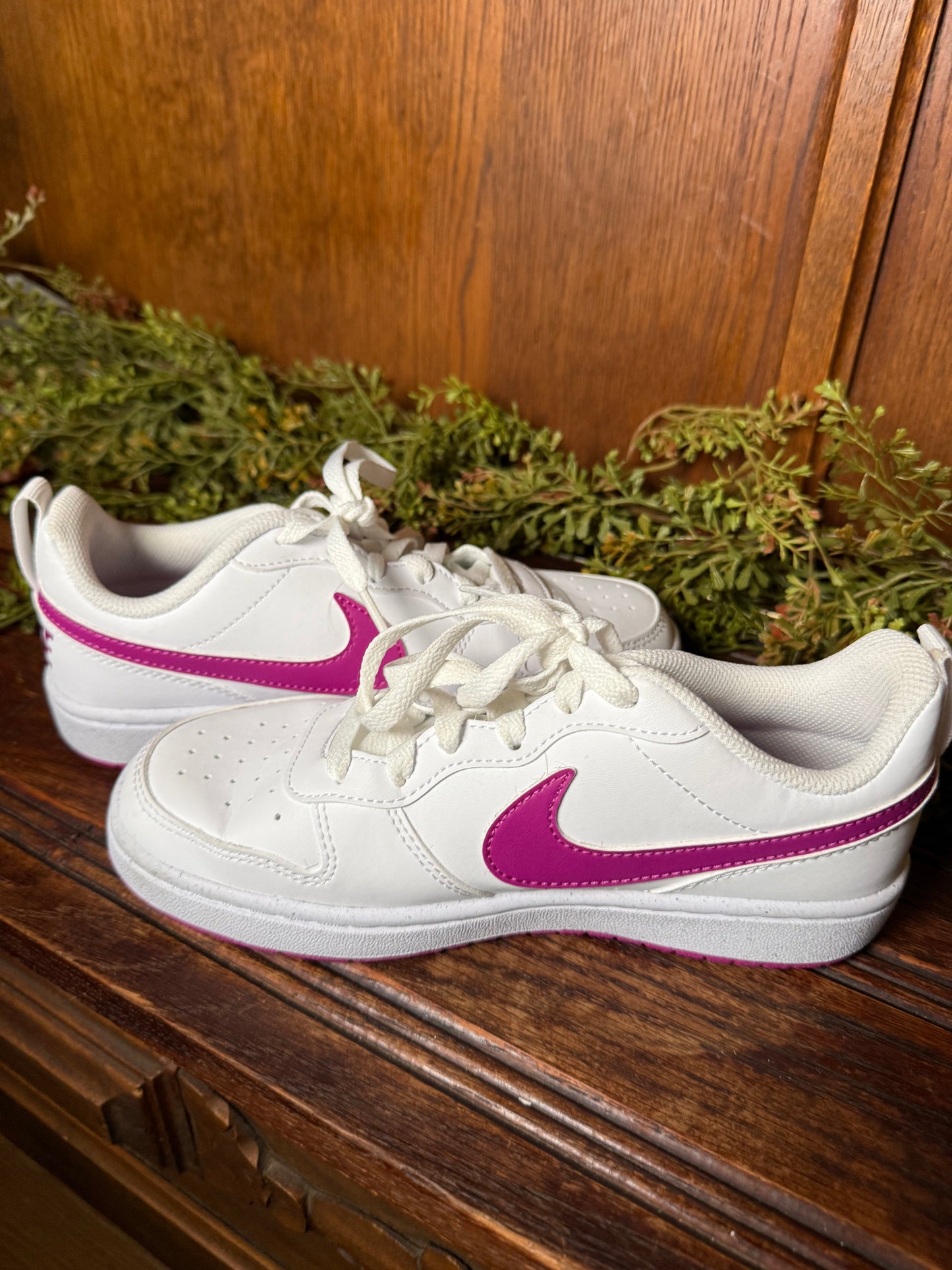 4Y nikes