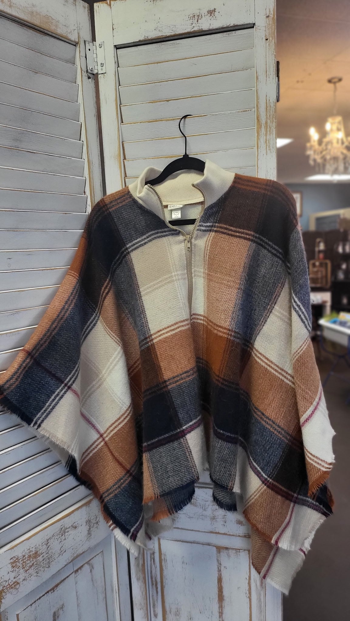 CATO SHAWL