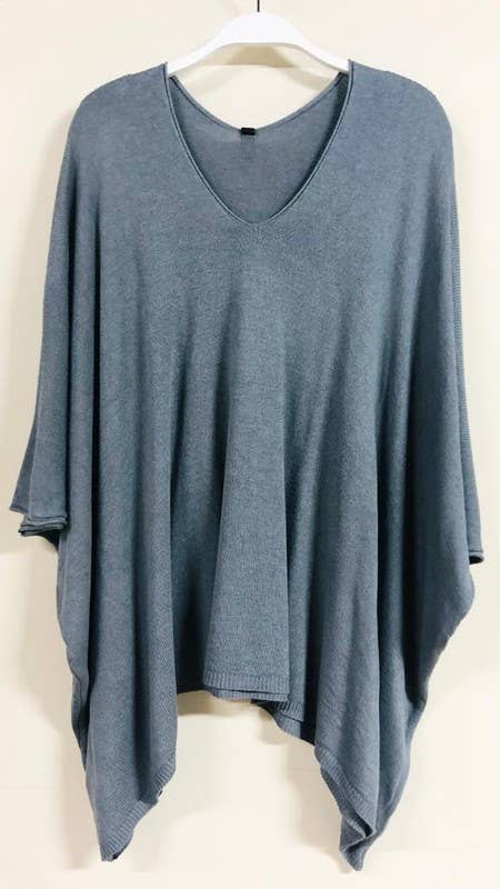 LIGHT KNIT OVERSIZED DRAPEY V-NECK TOP (2920)