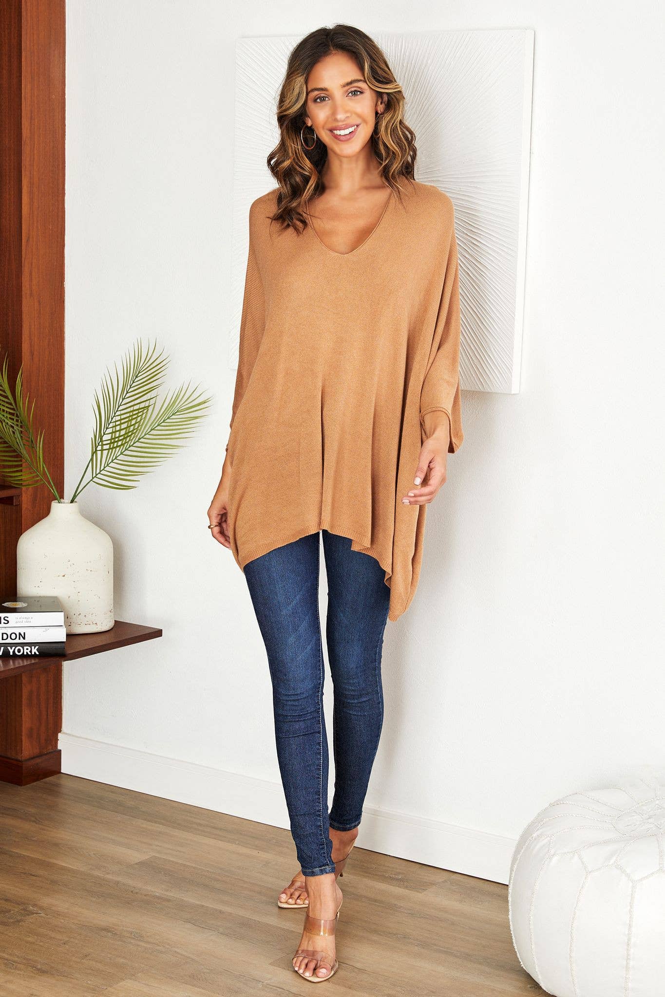 LIGHT KNIT OVERSIZED DRAPEY V-NECK TOP (2920)
