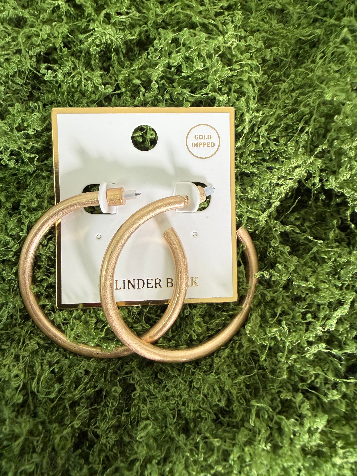 gold thick earrings