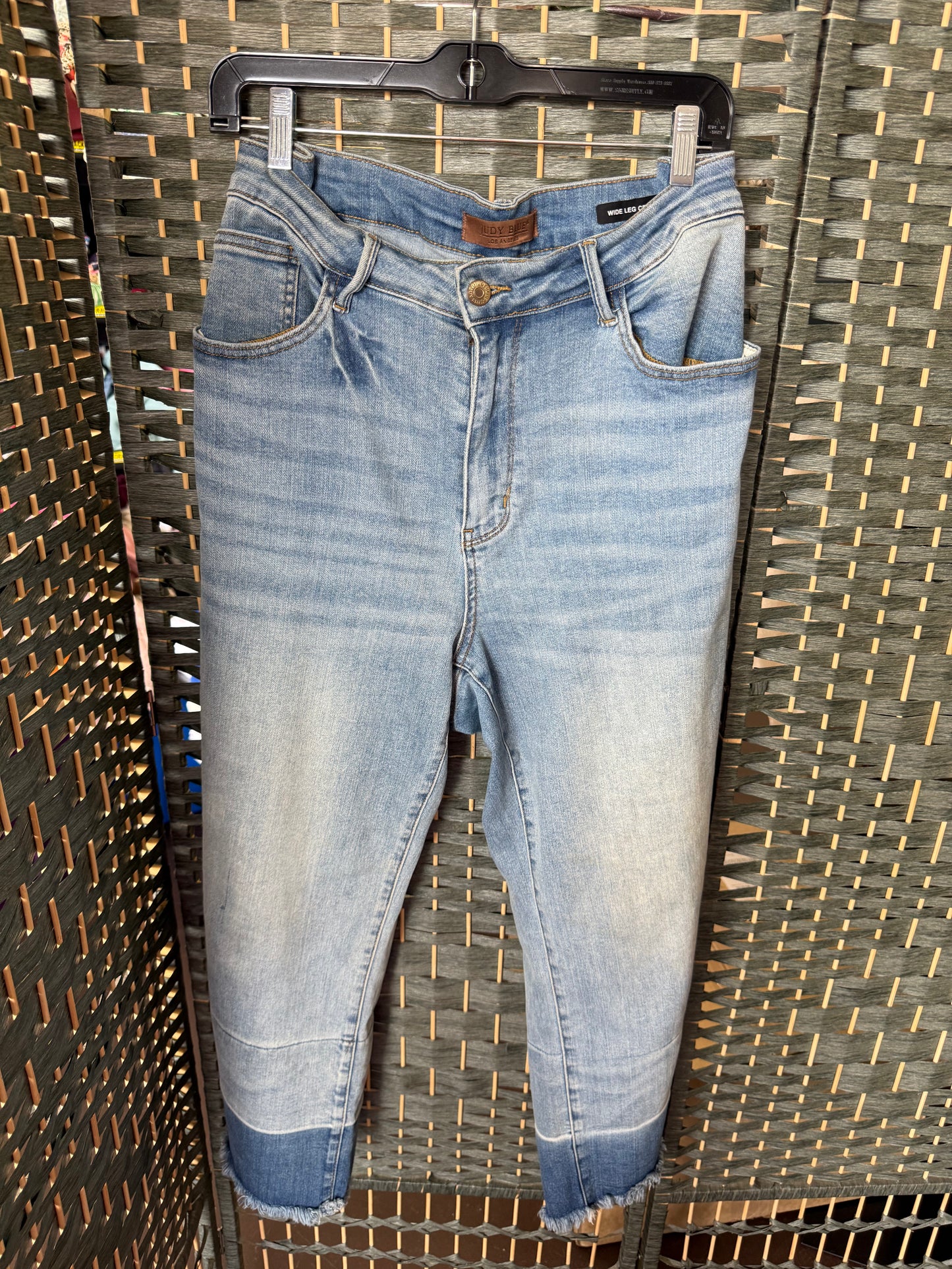 SZ 18. STREATCH JUDY BLUES JEANS