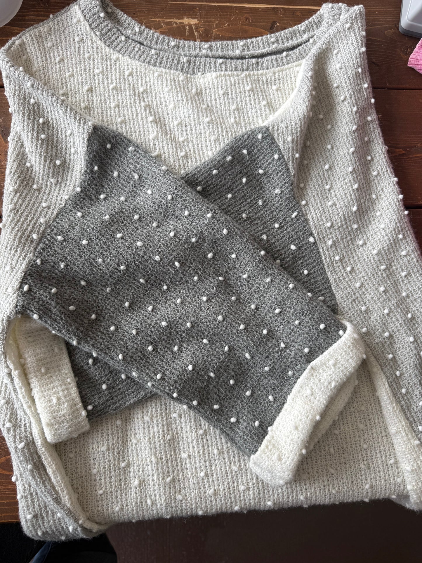 Raised Dot Top