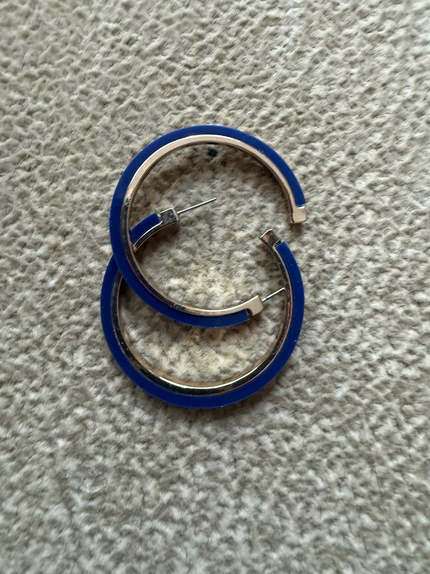 navy hoops