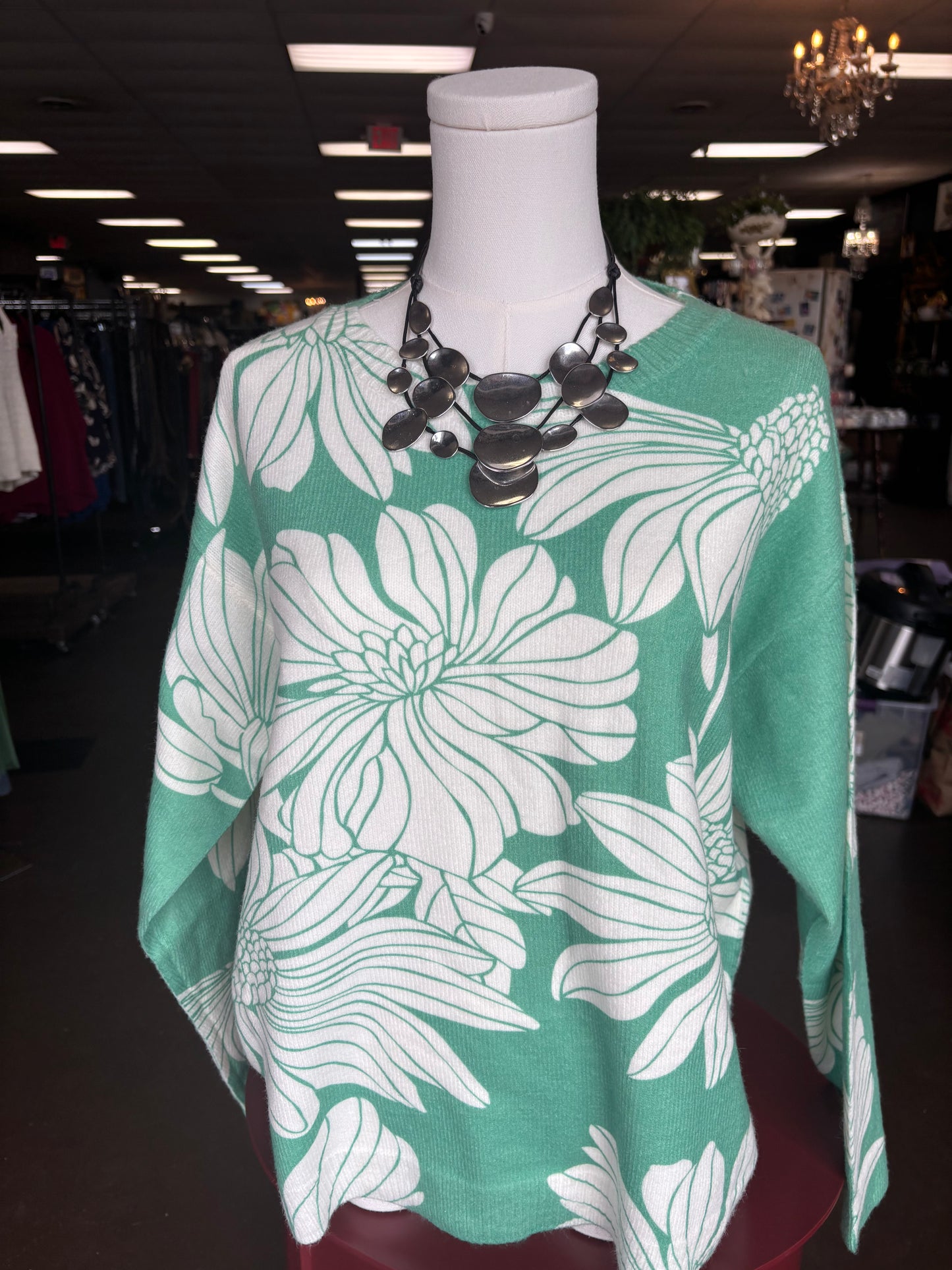Boutique green and white sweater small
