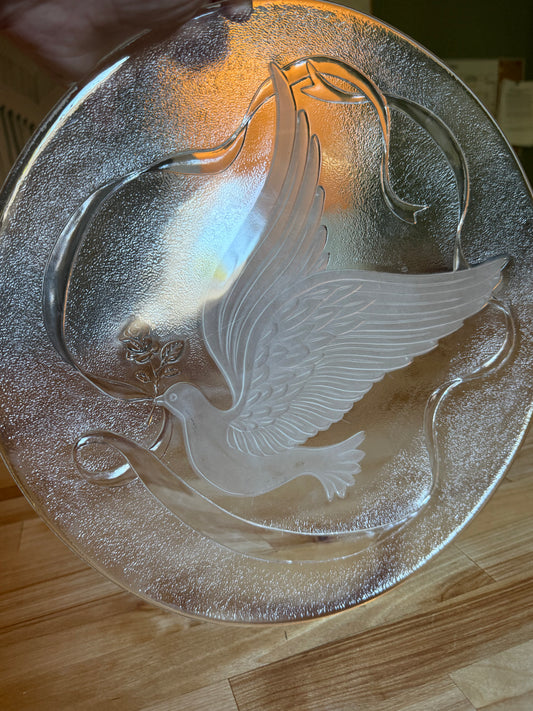 ETCHED GLASS DOVE PLATE