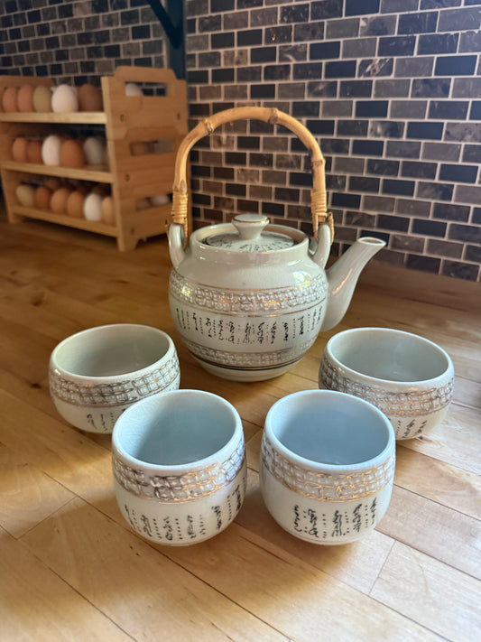ANTIQUE JAP TEA SET