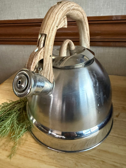 Vintage L'epicure Deluxe Whistling Tea Kettle – Stainless Steel / Wood Handle