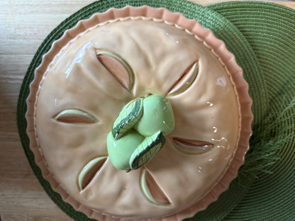 Vintage 1991 Betty Crocker Ceramic Apple Pie Keeper