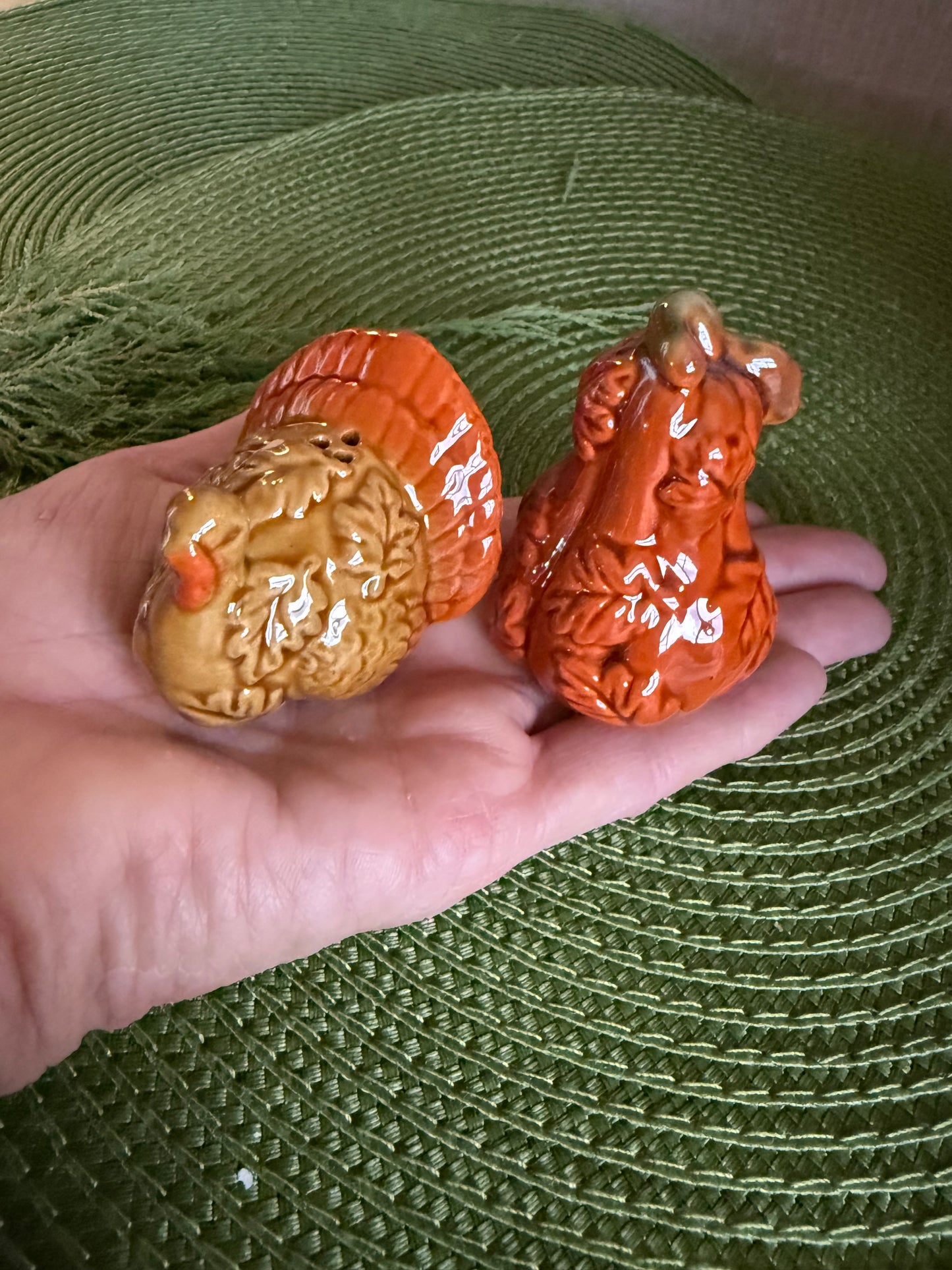 Cosmos Gifts Ceramic Thanksgiving Turkey and Gourd Salt & Pepper Shakers